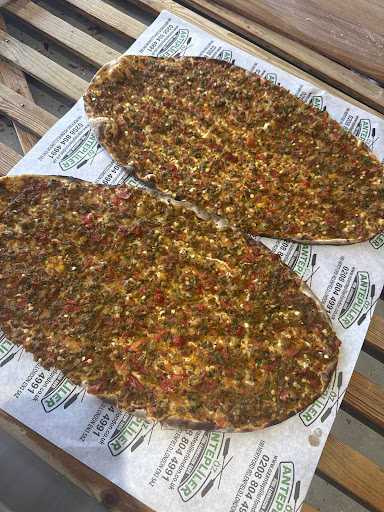 Photo of ÖzAntepliler / Pide-Lahmacun-Tava - 190 Hertford Rd, Enfield EN3 5AZ